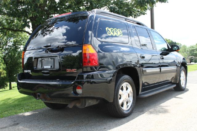 GMC Envoy XL LS 2500 HD SUV