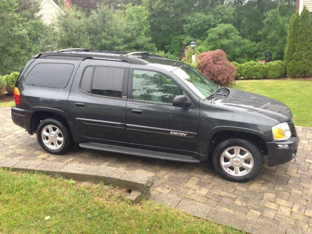 GMC Envoy XL 2003 photo 1