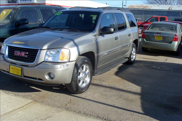 GMC Envoy XL 2003 photo 1