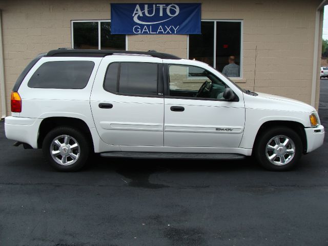 GMC Envoy XL 2003 photo 4