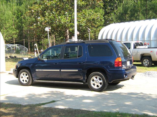 GMC Envoy XL 2003 photo 1