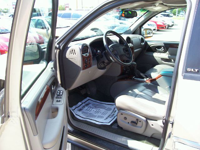 GMC Envoy XL 2003 photo 2