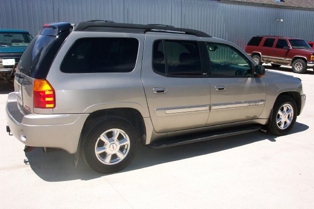 GMC Envoy XL 2003 photo 4