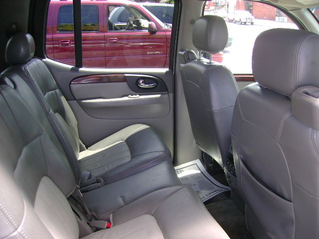 GMC Envoy XL 2003 photo 1