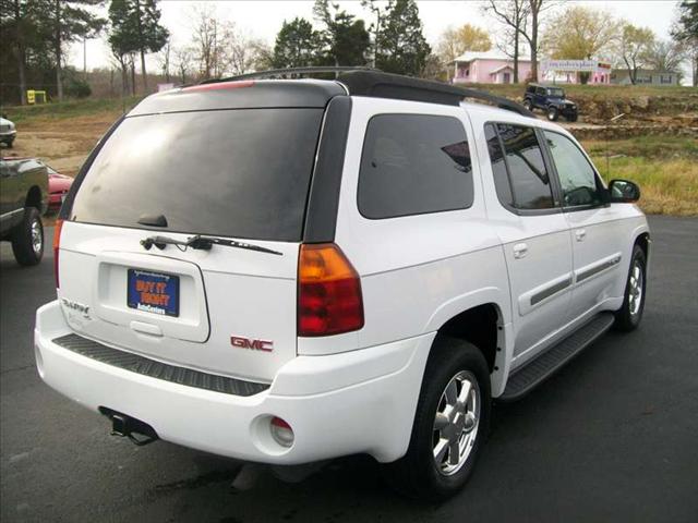 GMC Envoy XL 2004 photo 3