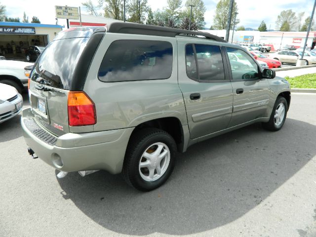 GMC Envoy XL 2004 photo 3