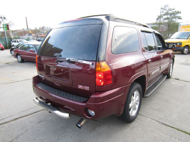 GMC Envoy XL 2004 photo 3