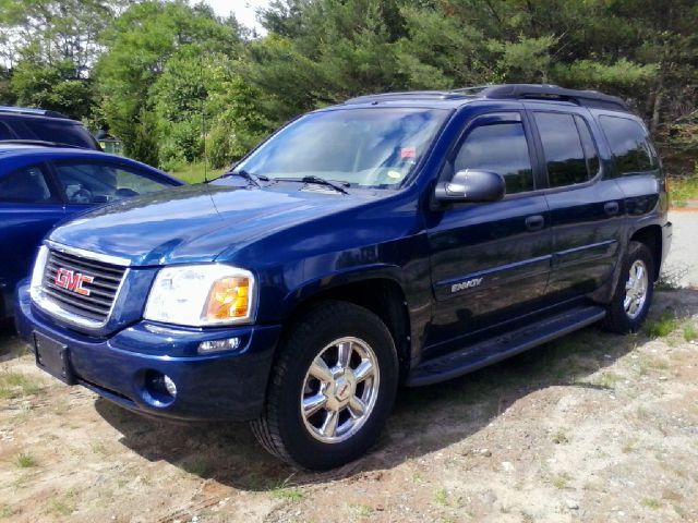 GMC Envoy XL 2004 photo 3