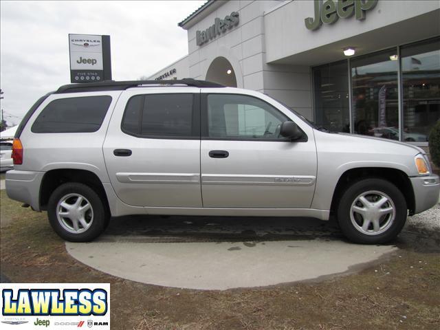 GMC Envoy XL 2004 photo 1