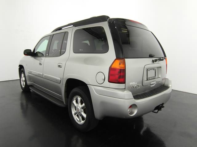 GMC Envoy XL 2004 photo 9