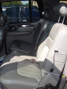 GMC Envoy XL 2004 photo 4