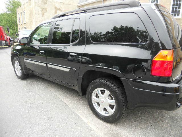 GMC Envoy XL 2004 photo 12