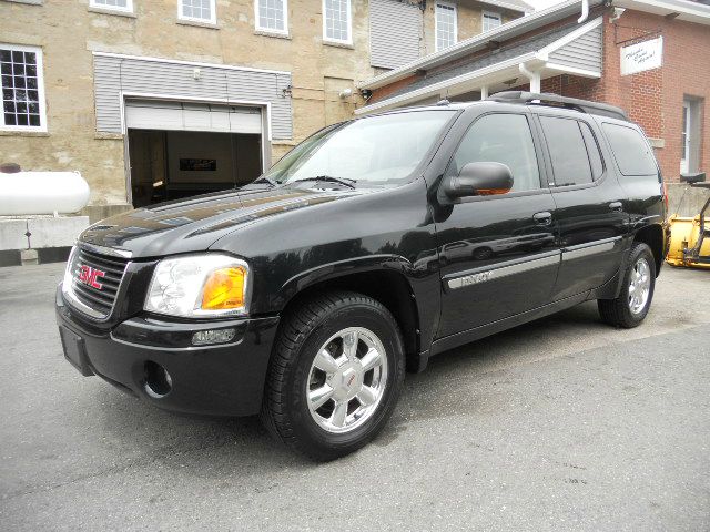 GMC Envoy XL 2004 photo 16