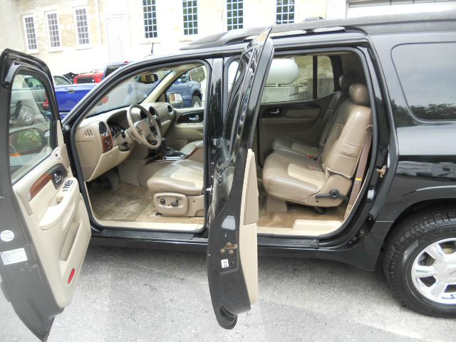 GMC Envoy XL 2004 photo 18