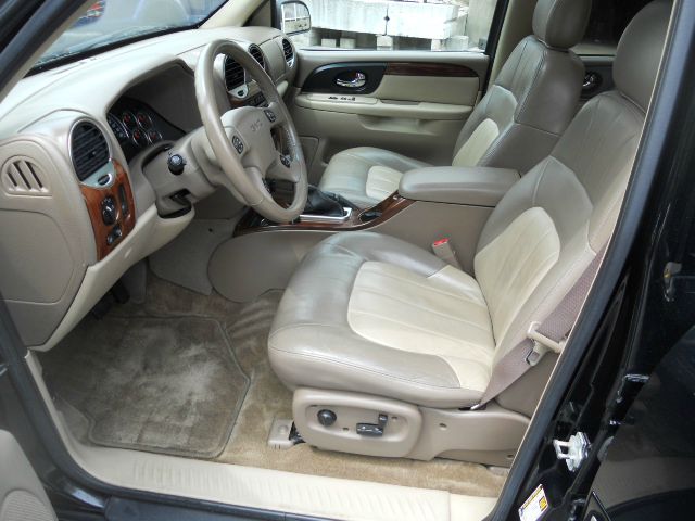 GMC Envoy XL 2004 photo 21