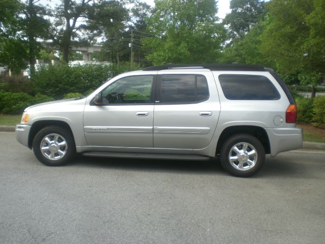 GMC Envoy XL 2004 photo 36