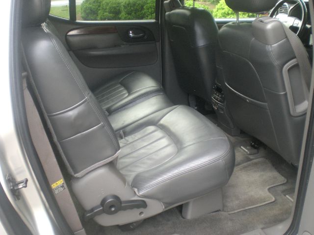 GMC Envoy XL 2004 photo 38