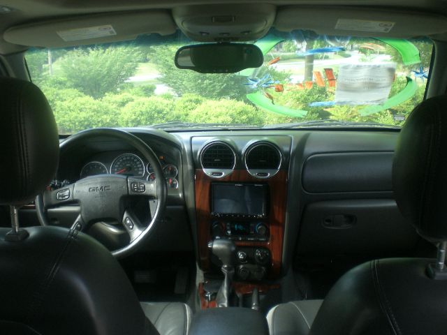 GMC Envoy XL 2004 photo 39