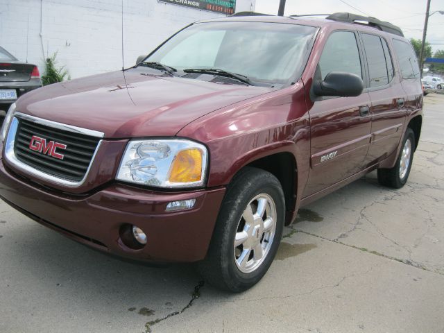 GMC Envoy XL 2004 photo 1