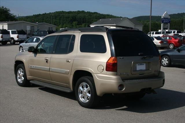 GMC Envoy XL 2004 photo 3