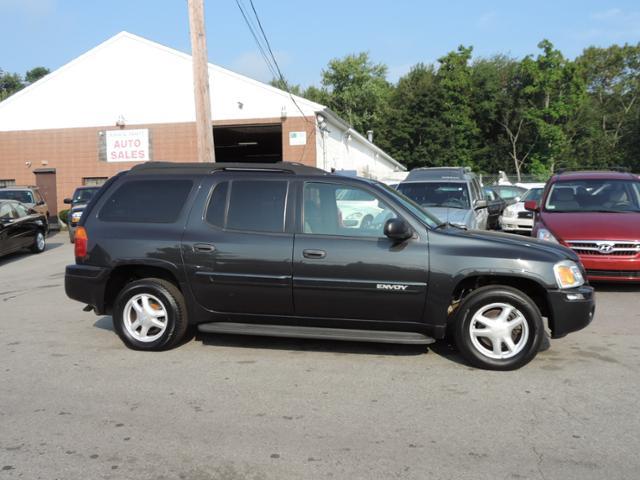 GMC Envoy XL 2004 photo 4