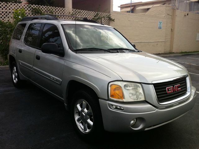 GMC Envoy XL 2005 photo 4