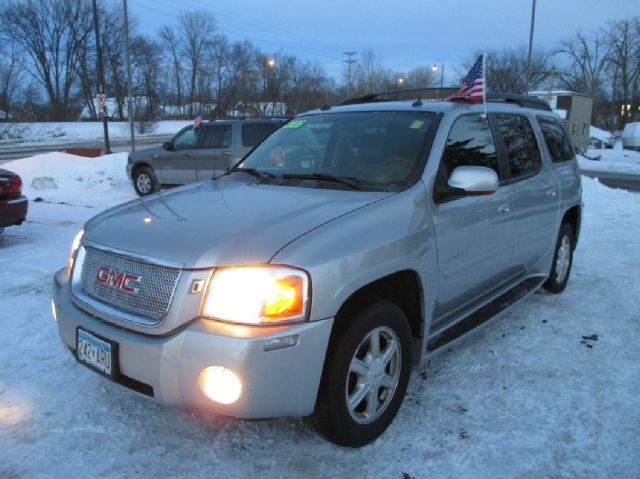 GMC Envoy XL 2005 photo 4