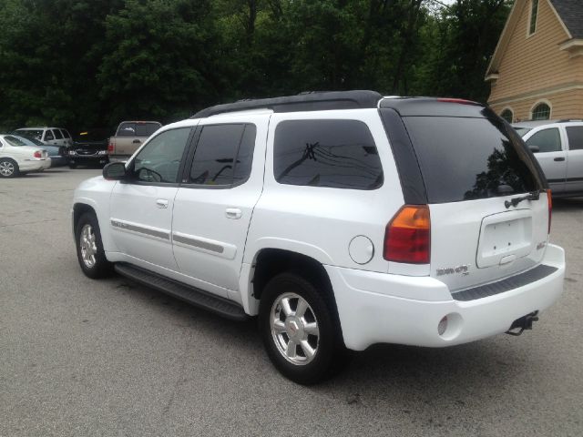 GMC Envoy XL 2005 photo 1