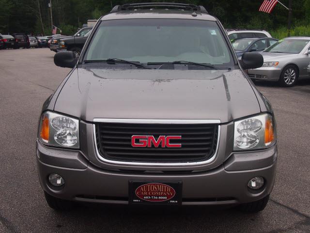 GMC Envoy XL 2005 photo 2