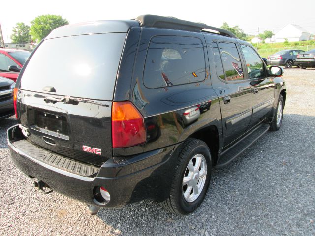 GMC Envoy XL LS 2500 HD SUV