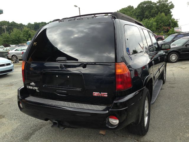 GMC Envoy XL LS 2500 HD SUV