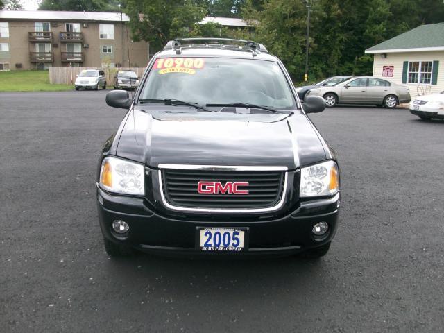 GMC Envoy XL 2005 photo 1