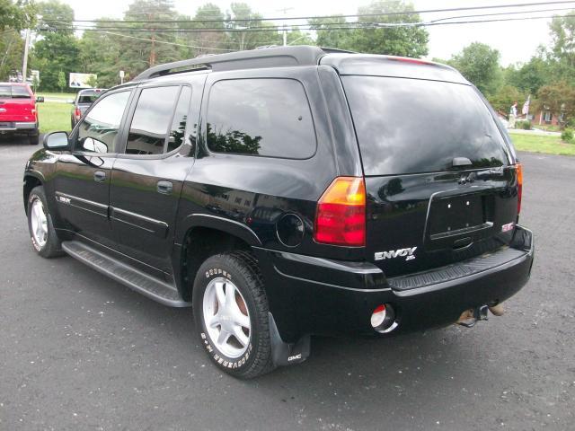 GMC Envoy XL 2005 photo 4