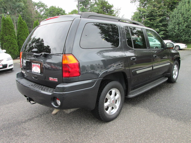 GMC Envoy XL 2005 photo 3