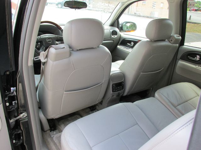 GMC Envoy XL 2005 photo 17