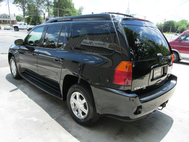 GMC Envoy XL 2005 photo 27