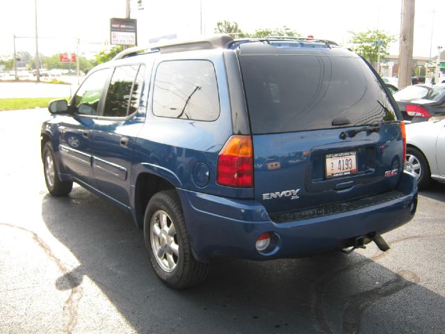 GMC Envoy XL 2005 photo 3