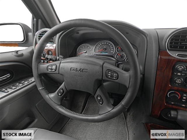 GMC Envoy XL 2005 photo 1