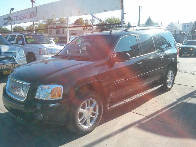 GMC Envoy XL 2006 photo 10