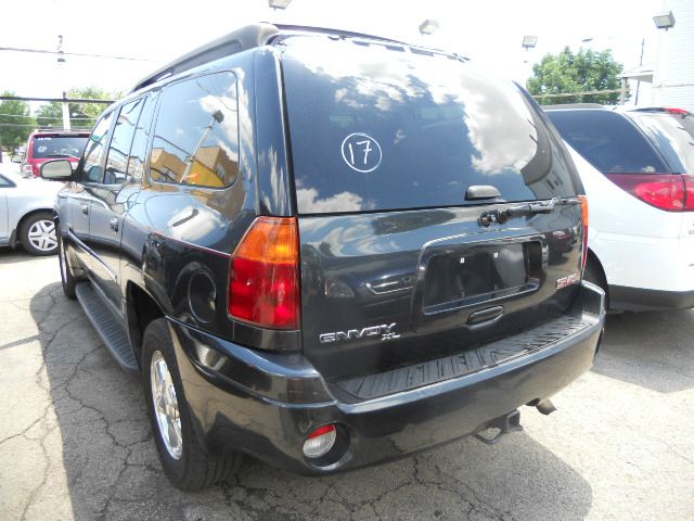 GMC Envoy XL 2006 photo 17