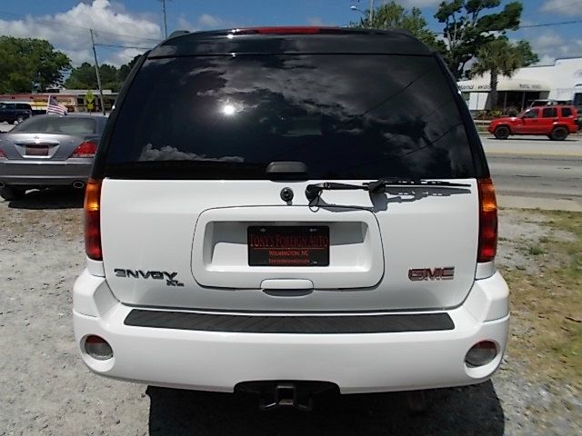 GMC Envoy XL 2006 photo 30