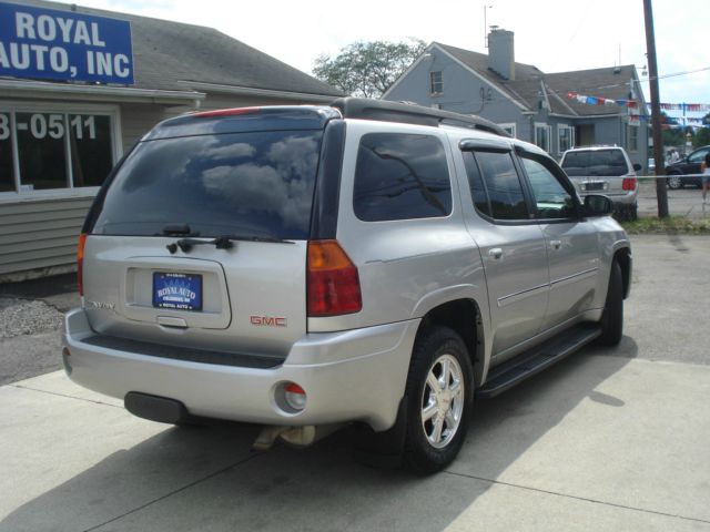 GMC Envoy XL 2006 photo 4