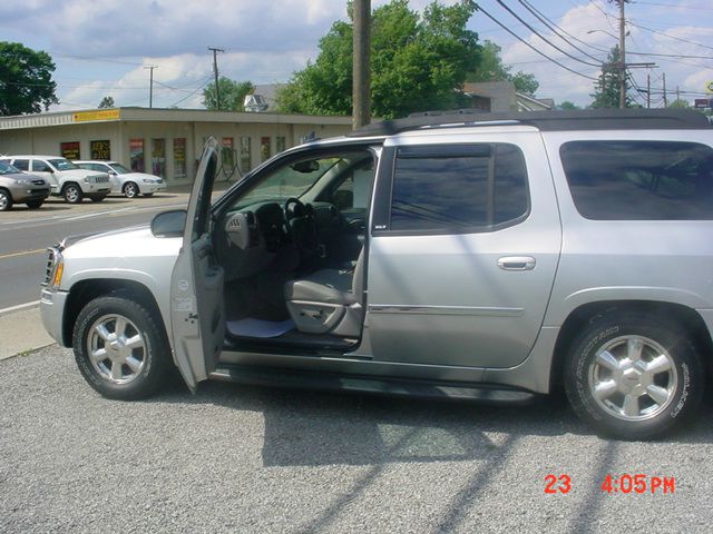 GMC Envoy XL 2006 photo 1