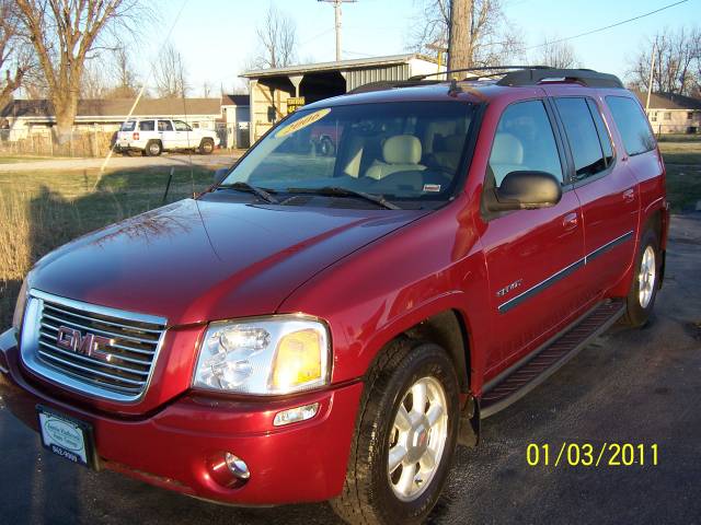 GMC Envoy XL SLT Sport Utility