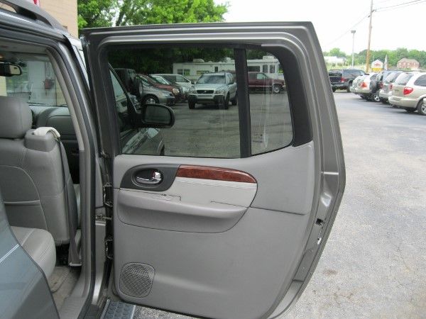 GMC Envoy XL 2006 photo 11