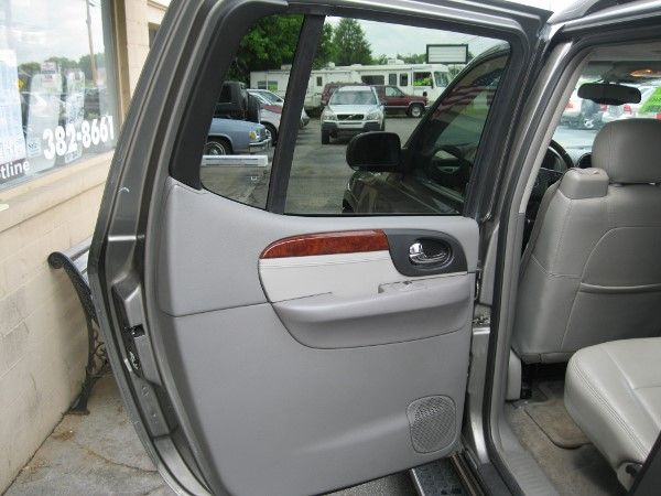 GMC Envoy XL 2006 photo 13