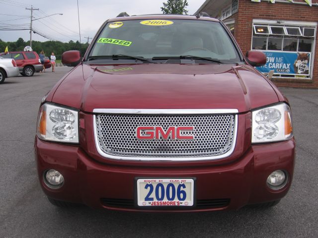 GMC Envoy XL 2006 photo 1