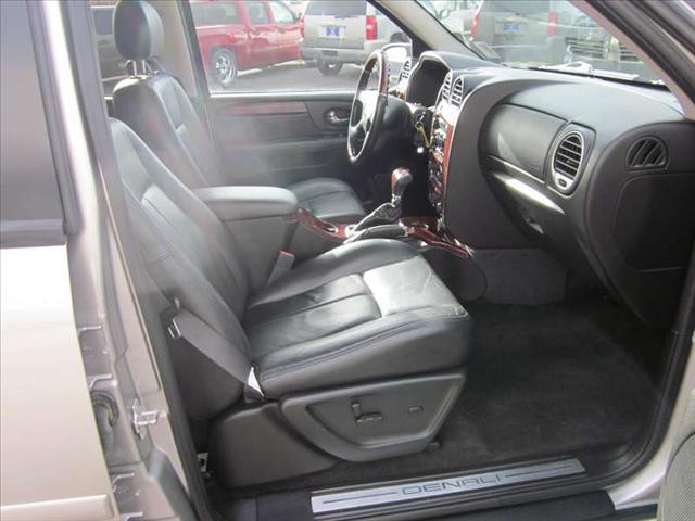 GMC Envoy XL 2006 photo 5