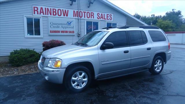 GMC Envoy XL 2006 photo 2