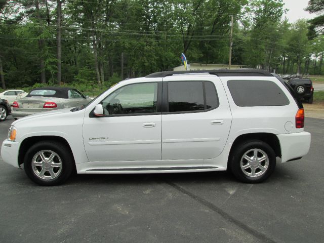 GMC Envoy XL 2006 photo 4